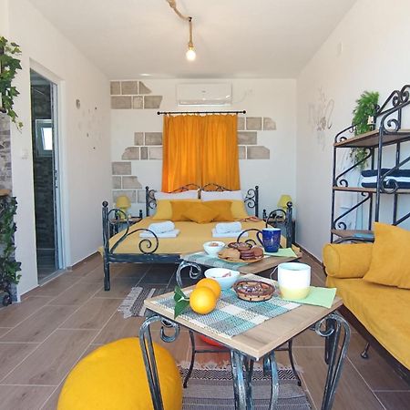 Lustica Apartments Exterior photo